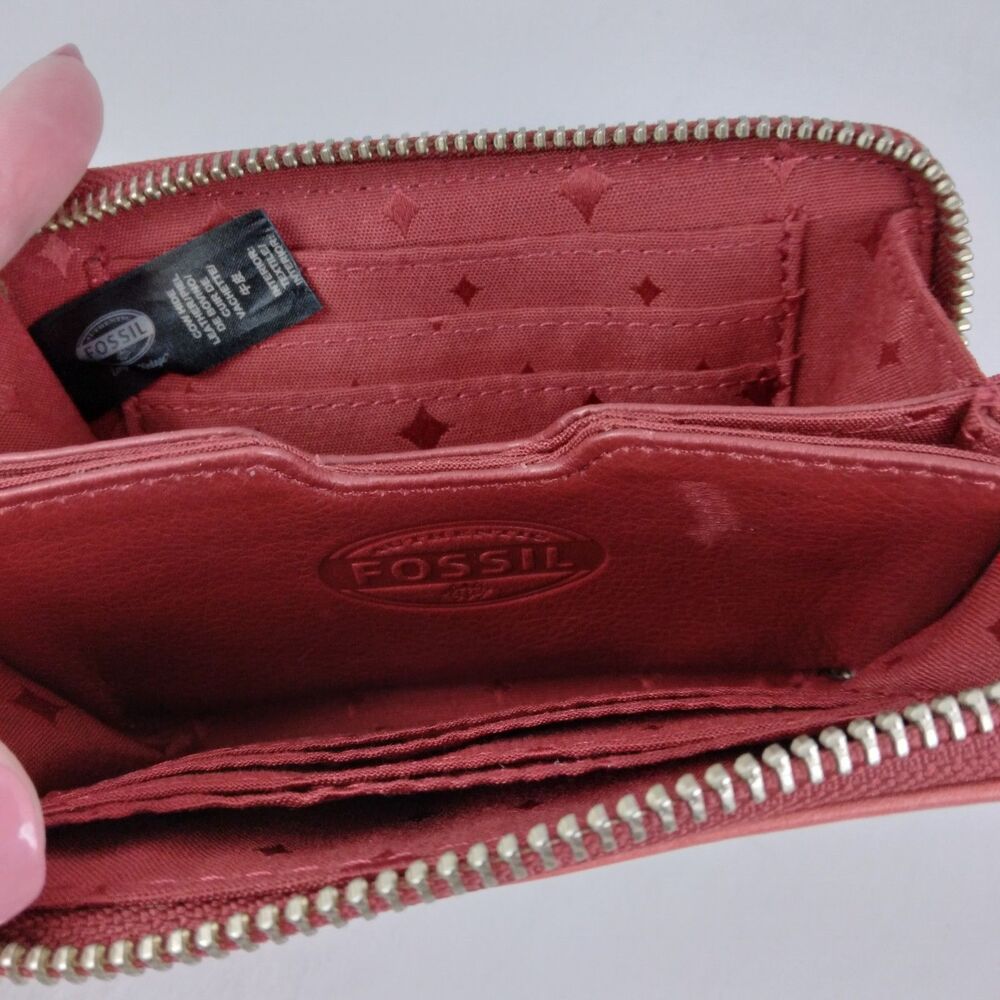 Fossil Red Leather Coin Purse Wallet Swan Detail Cow Hide Leather - Picture 6 of 12